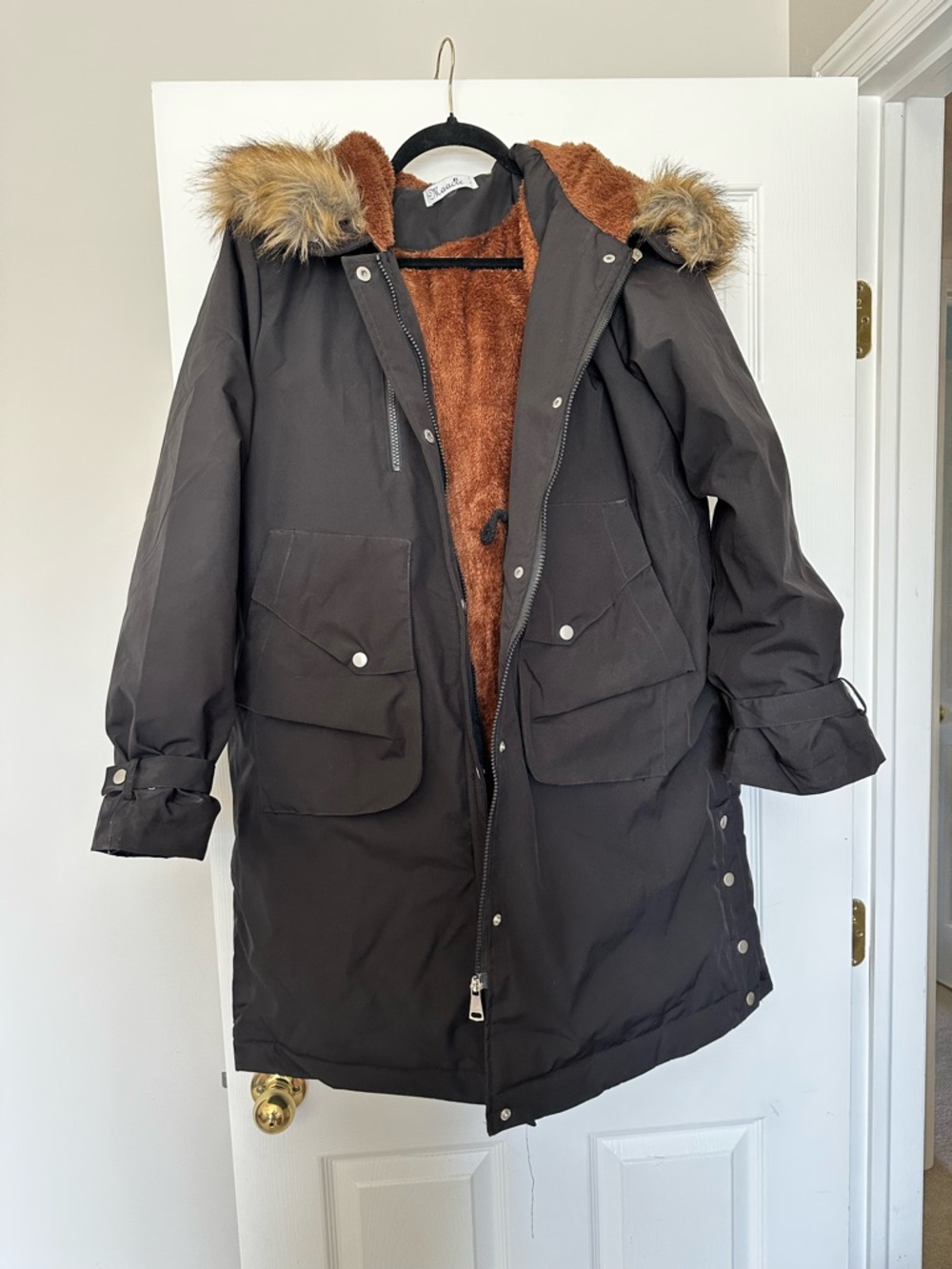 Maacie Maternity Coat Faux Fur Hood Lined Jacket Black Size L